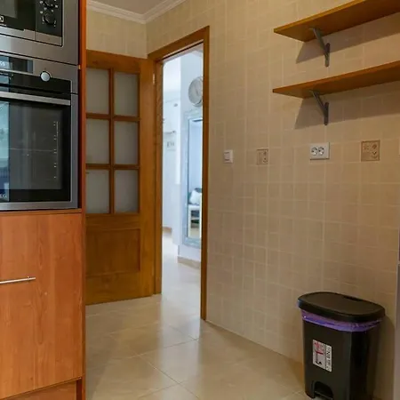 Holiday home Beautiful 3 Bed Townhouse With Landscaped Communal Pool Area *