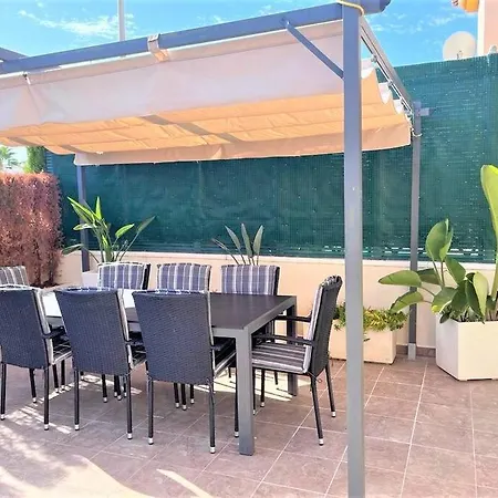 Beautiful 3 Bed Townhouse With Landscaped Communal Pool Area * Orihuela